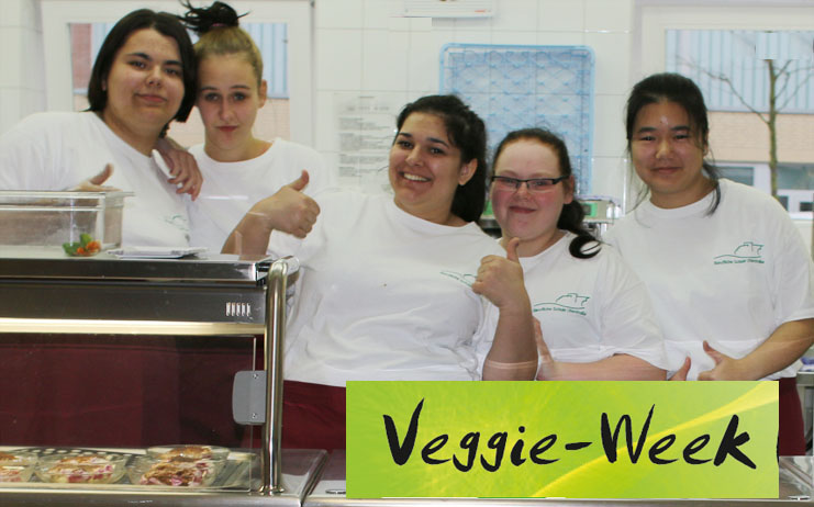 Essensausgabe am Kiosk in der vegetarischen Woche