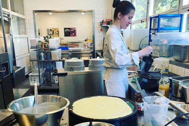 Ausbildung in der Hauswirtschaft Crepe-Stand